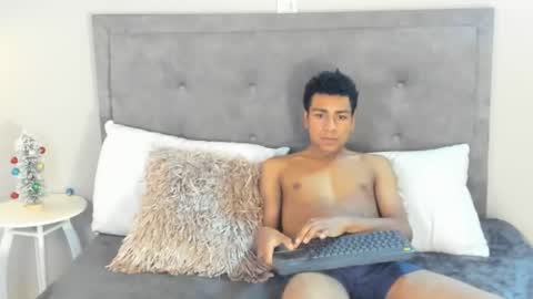 jared_blake online show from December 2024 05:04:02 AM