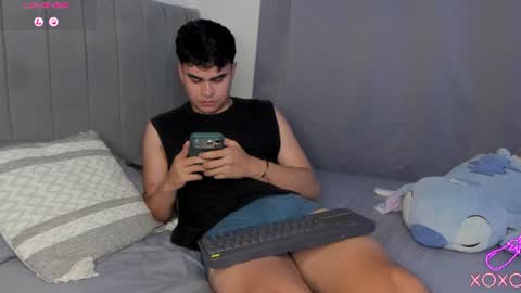 JARETHH online show from July 2026 01:49:01 AM