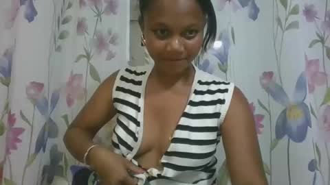 Snapshot of jarevava chatting on February 2026 07:01:02 PM Jarevava online show from February 2026 07:01:02 PM