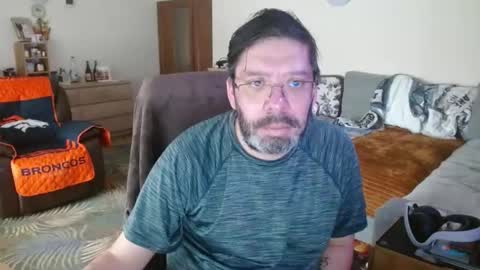 Snapshot of jasmarks2000 chatting on March 2026 12:10:02 PM JasMarks online show from March 2026 12:10:02 PM