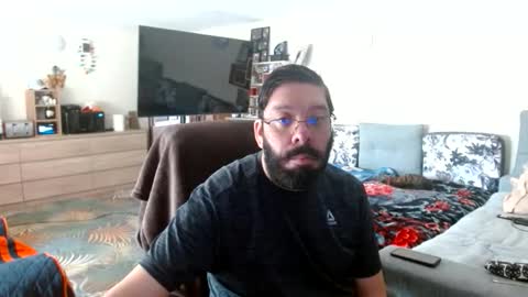 Snapshot of jasmarks2000 chatting on May 2026 10:41:02 AM JasMarks online show from May 2026 10:41:02 AM