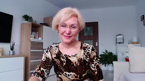Snapshot of jasmin18v chatting on February 2026 01:05:01 PM Jasmin room for people 40 online show from February 2026 01:05:01 PM