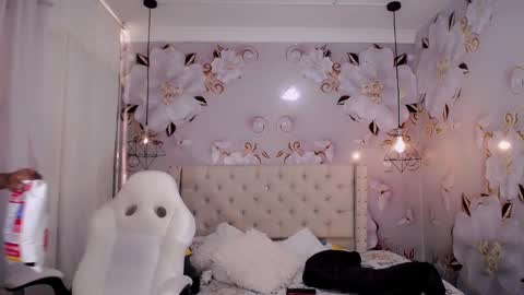 Snapshot of jasmin_brunette_ chatting on January 2025 02:24:02 PM Jasmin online show from January 2025 02:24:02 PM