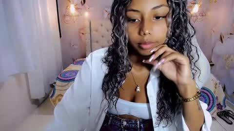 Snapshot of jasmin_brunette_ chatting on February 2025 11:44:02 AM Jasmin online show from February 2025 11:44:02 AM