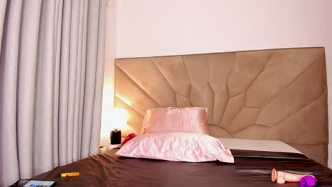 jasmin_melons online show from October 2025 03:40:01 AM