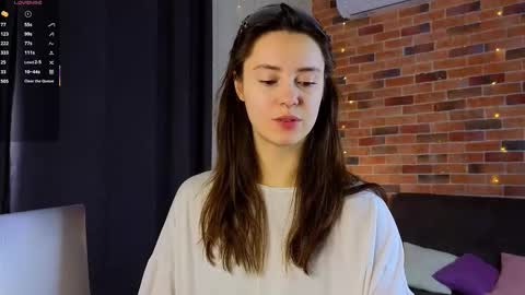 Snapshot of jasmindoroti chatting on December 2025 06:28:01 AM Chloe online show from December 2025 06:28:01 AM