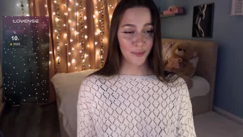 Snapshot of jasmine_doll_ chatting on February 2025 09:28:01 PM Jasmine online show from February 2025 09:28:01 PM