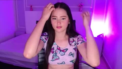 Jazmin online show from February 2025 10:37:01 PM