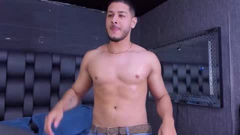 Snapshot of jason_shaw_ chatting on October 2025 11:22:02 PM Jasson Shaw online show from October 2025 11:22:02 PM