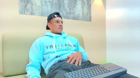 Snapshot of jason_tomas chatting on February 2026 08:24:01 PM Jason online show from February 2026 08:24:01 PM