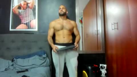    online show from December 2024 08:00:01 AM