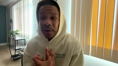 Snapshot of jasonsweets chatting on May 2026 02:33:01 PM Jason Sweets online show from May 2026 02:33:01 PM