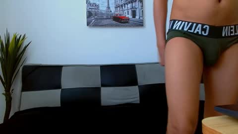 Snapshot of javier288038 chatting on September 2025 12:10:01 PM javier288038 online show from September 2025 12:10:01 PM