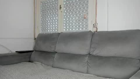 Javier  online show from January 2026 12:42:01 PM