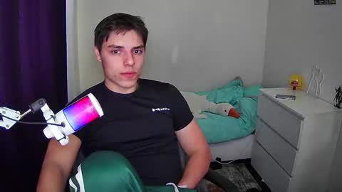 Snapshot of javiermire chatting on November 2025 11:01:02 AM javi online show from November 2025 11:01:02 AM