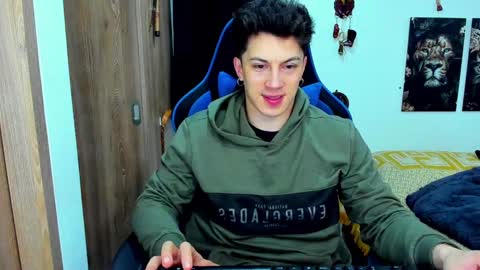 Snapshot of javiersexymann chatting on December 2024 03:51:01 AM Javier online show from December 2024 03:51:01 AM