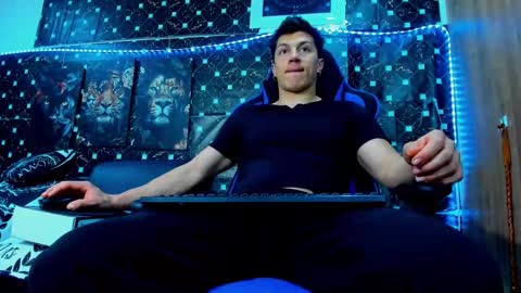 Snapshot of javiersexymann chatting on October 2025 10:54:02 PM Javier online show from October 2025 10:54:02 PM