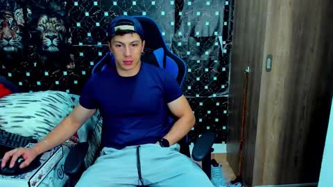 Snapshot of javiersexymann chatting on January 2026 06:16:01 AM Javier online show from January 2026 06:16:01 AM