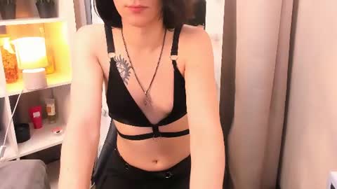 Regina online show from July 2026 04:39:33 PM