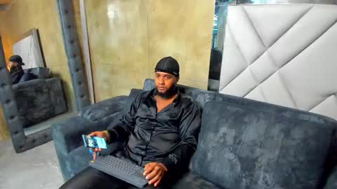 Snapshot of jay_jhonson chatting on December 2025 03:47:02 AM jay jhonson online show from December 2025 03:47:02 AM