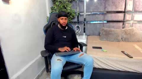 Snapshot of jay_jhonson chatting on February 2026 03:33:02 AM jay jhonson online show from February 2026 03:33:02 AM