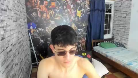 Snapshot of jay_orange chatting on April 2026 11:17:02 PM JAY ORANGE online show from April 2026 11:17:02 PM