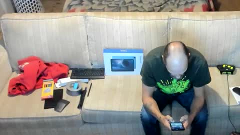 Snapshot of jay_short7863 chatting on February 2026 06:51:02 AM O F jay short786 online show from February 2026 06:51:02 AM