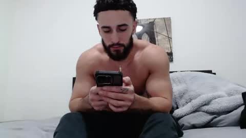 jay_slayz online show from December 2024 01:47:02 AM