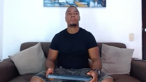 Snapshot of jay_smit chatting on December 2024 06:21:01 PM jay smit online show from December 2024 06:21:01 PM