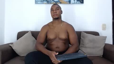 Snapshot of jay_smit chatting on December 2024 01:57:02 AM jay smit online show from December 2024 01:57:02 AM