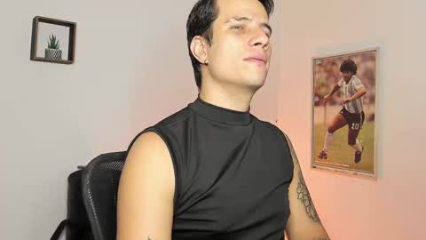 Snapshot of jayalvarrez_ chatting on February 2025 08:26:01 PM Jay Alvarrez online show from February 2025 08:26:01 PM