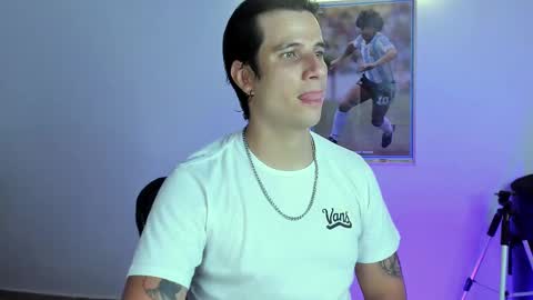 Snapshot of jayalvarrez_ chatting on September 2025 11:26:01 PM Jay Alvarrez online show from September 2025 11:26:01 PM