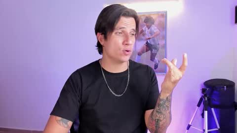 Snapshot of jayalvarrez_ chatting on September 2025 07:37:01 PM Jay Alvarrez online show from September 2025 07:37:01 PM