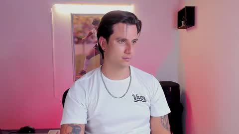 Snapshot of jayalvarrez_ chatting on October 2025 08:28:02 PM Jay Alvarrez online show from October 2025 08:28:02 PM