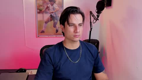 Snapshot of jayalvarrez_ chatting on October 2025 06:08:02 PM Jay Alvarrez online show from October 2025 06:08:02 PM