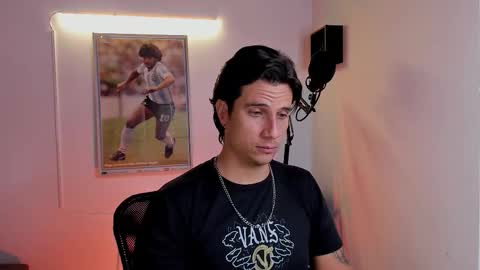 Snapshot of jayalvarrez_ chatting on October 2025 11:05:01 PM Jay Alvarrez online show from October 2025 11:05:01 PM