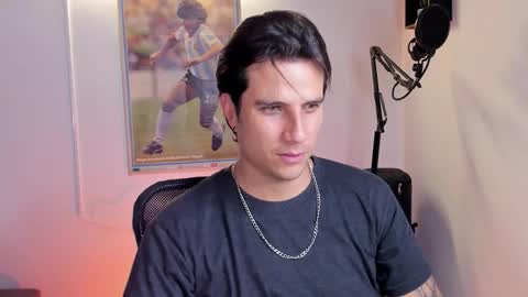 Jay Alvarrez online show from October 2025 07:34:02 PM