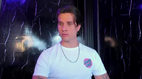 Jay Alvarrez online show from May 2026 04:23:02 PM