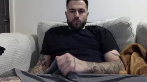 Snapshot of jayg333 chatting on April 2026 12:43:02 AM jayg333 online show from April 2026 12:43:02 AM