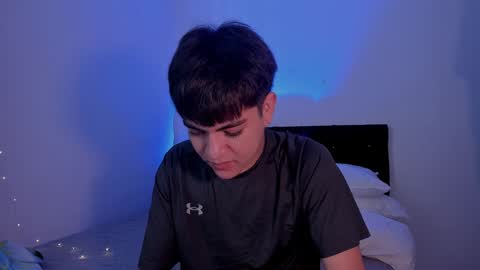 Snapshot of jaythomax chatting on January 2025 05:33:01 PM jaythomax online show from January 2025 05:33:01 PM