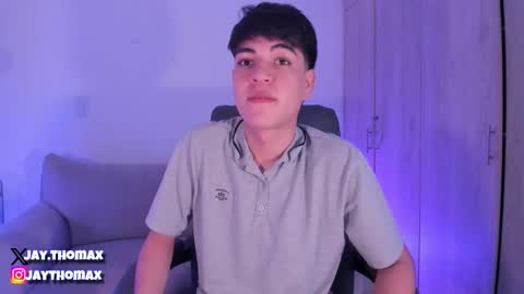 Snapshot of jaythomax chatting on January 2025 04:27:01 AM jaythomax online show from January 2025 04:27:01 AM