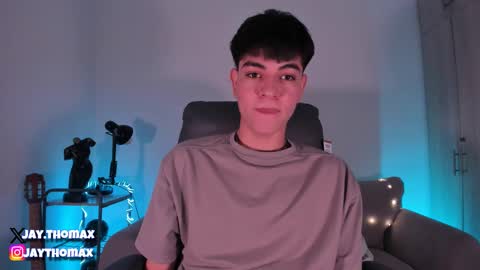 Snapshot of jaythomax chatting on January 2025 11:24:01 PM jaythomax online show from January 2025 11:24:01 PM