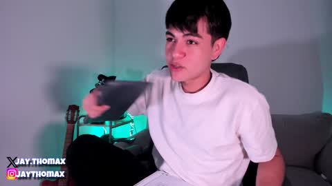 Snapshot of jaythomax chatting on February 2025 03:41:02 PM jaythomax online show from February 2025 03:41:02 PM