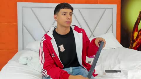 Snapshot of jaze_bradley chatting on March 2025 02:45:01 PM jaze_bradley online show from March 2025 02:45:01 PM