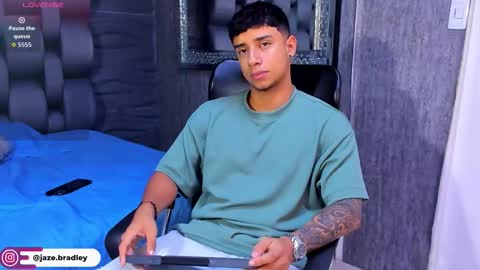 Snapshot of jaze_bradley chatting on October 2025 11:29:02 AM jaze_bradley online show from October 2025 11:29:02 AM