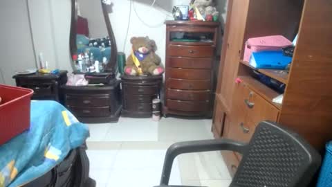 jazmim online show from July 2026 12:20:01 PM