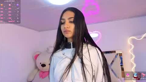 Jazmin  online show from November 2025 11:41:01 AM