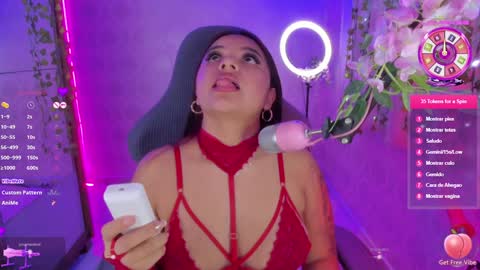 Jazmine online show from January 2025 07:46:01 PM