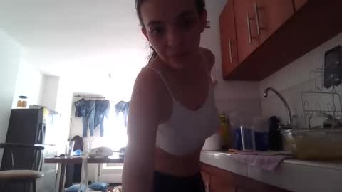 Snapshot of jazminojeda chatting on May 2026 01:21:02 PM jazminojeda online show from May 2026 01:21:02 PM
