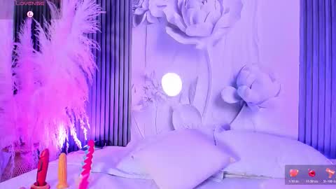 Snapshot of jazminrusso_ chatting on February 2026 05:44:02 AM Jazminrusso online show from February 2026 05:44:02 AM